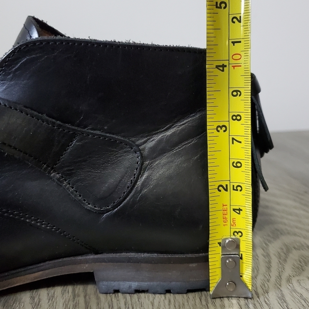 AIGLE short black leather booties. Size US 5.5 - Picture 12 of 12